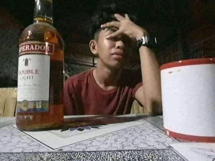 aedacart's tweet photo. shot puno mga iu fanboys https://t.co/I3ifdEarGy
