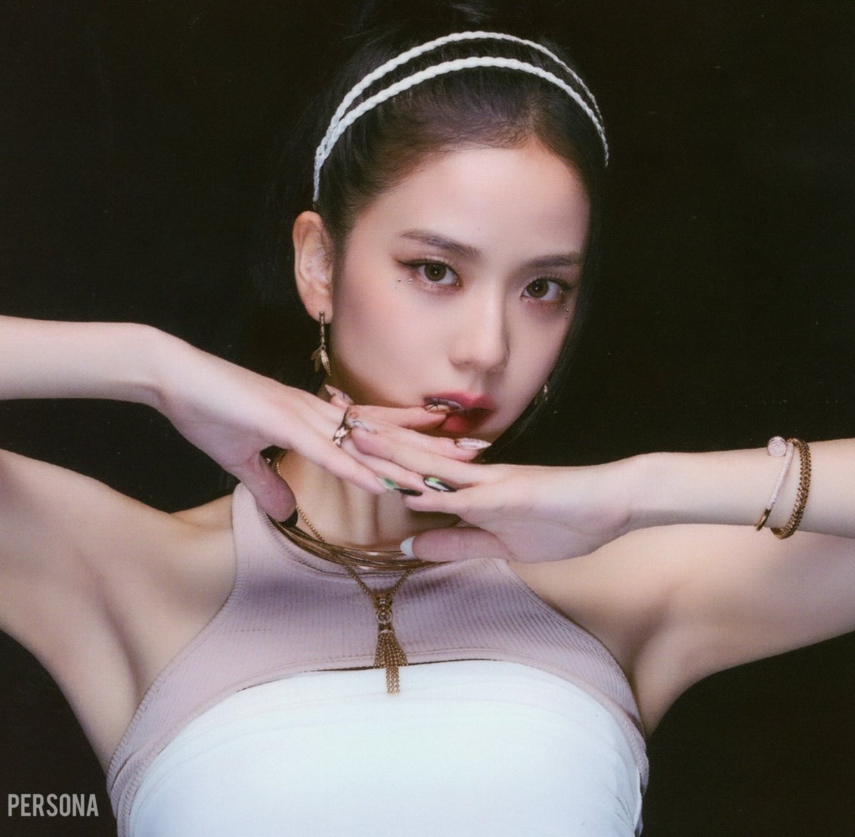 CloutNewsMedia's tweet photo. Kim Jisoo confirms that her solo album is releasing in 2023!!

#jisoo #jisolo #kimjisoo #sooya #blackpink https://t.co/lNwLOOcVoe