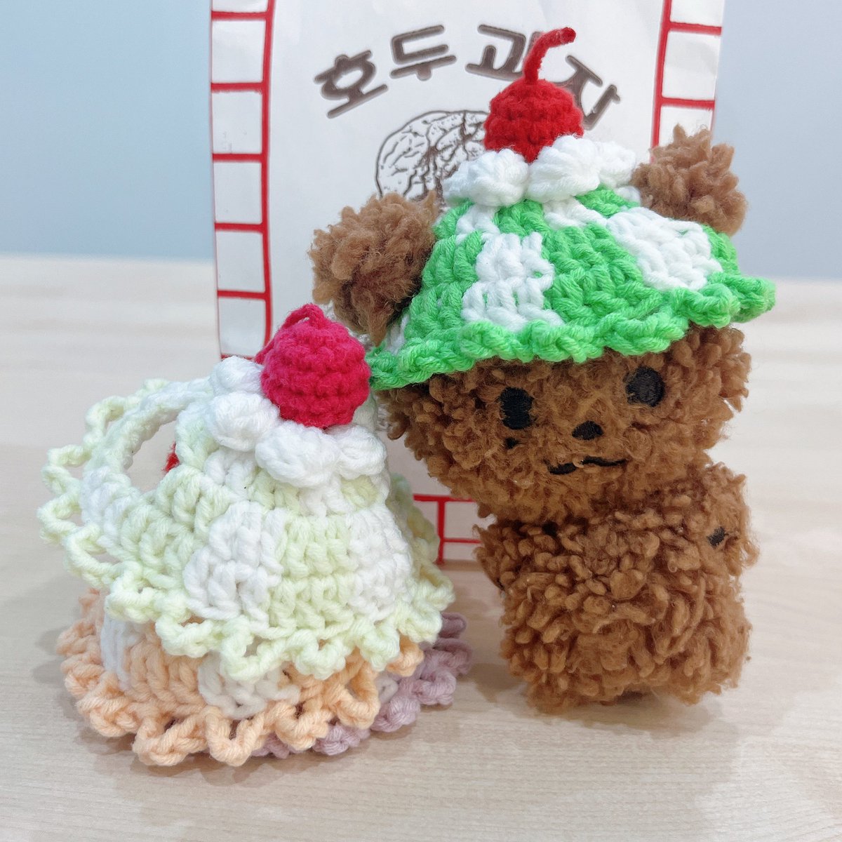 jjunidotcom's tweet photo. 베쭈 꼬까옷 장만했다 https://t.co/Zpi6h1oihS