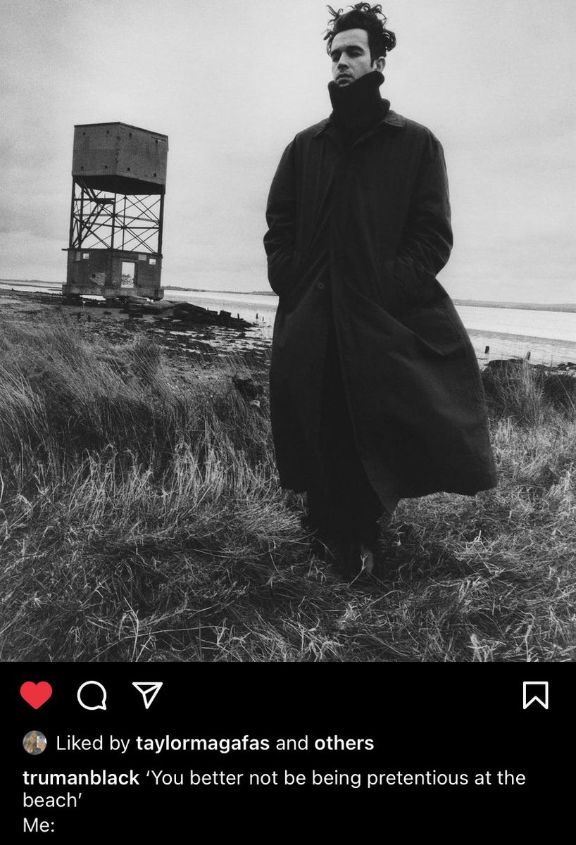 blueadidaspants's tweet photo. in honor of the 1975’s year recap can i admit that this is one of the funniest things matty has ever posted 😭 https://t.co/I3esyYSRsz