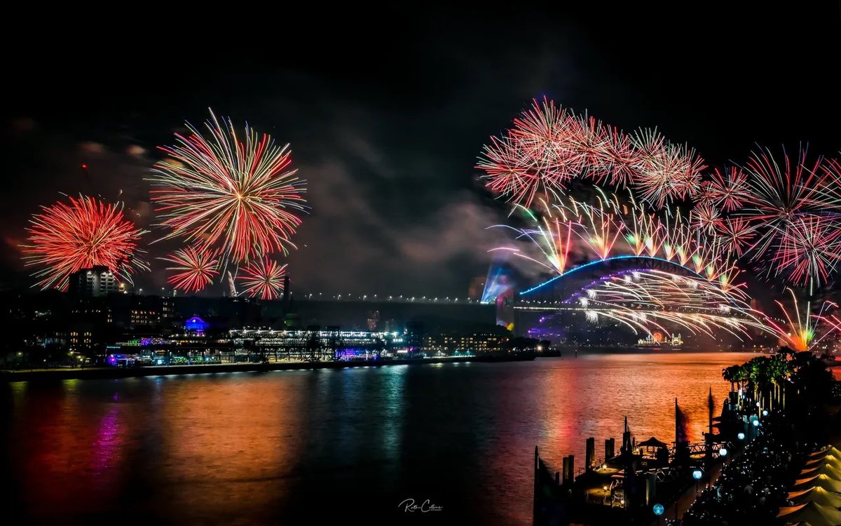 Sadly, unparalleled disasters/crises across NSW of recent years continued throughout 2022.
Thoughts remain with all impacted/affected especially those who've lost loved ones.
Here’s to improved conditions &amp; new opportunities in 2023, Happy New Year!
ruthcollinsphotography.com/sydney-harbour