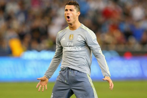 HussinChyn's tweet photo. @FabrizioRomano @TaylorTwellman Arabian CR7 latest goal celebration be like “SHUUUUUKRAN!!” https://t.co/qLMnCBmAqv