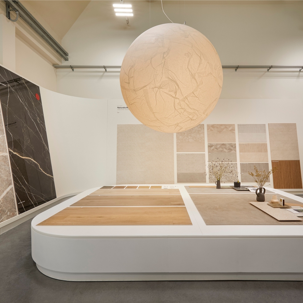 Il_Magma_'s tweet photo. Our project at Marazzi Lab 2022 for #marazzi
Photo Credits #alessandrobonori
Realization by #efgroup
Client #marazzi
Lighting partner @davide_groppi
#ilmagma #marazzi #davidegroppi #cersaie2022 #contemporaryart #contemporaryarchitecture #interni #architettura https://t.co/mQ0yXJ8JB8