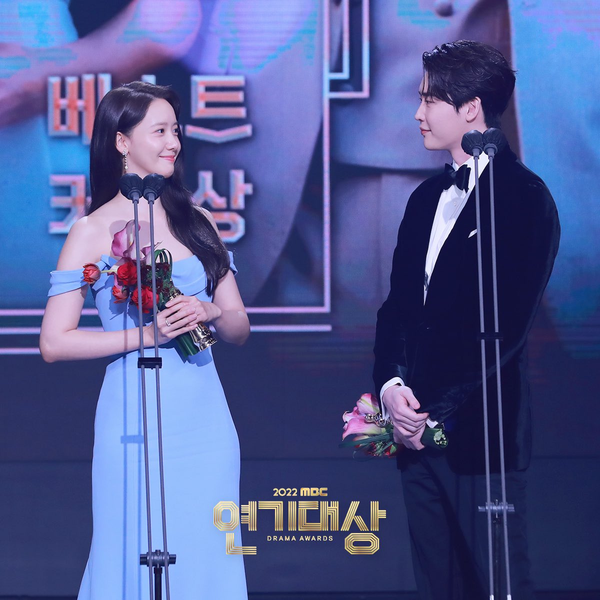 soonkyupsal's tweet photo. Best couple to divorced parents real quick. https://t.co/RurPXYEmUl