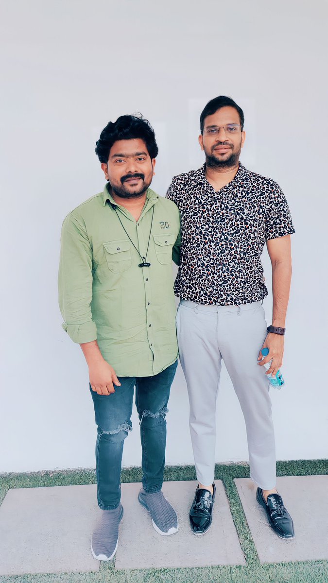 ArjunKumar_AAA's tweet photo. All About Yesterday Meet @imsarathchandra Anna Garu At @GeethaArts Office Manam Matladukunavi Ani Sucess Avali Ani Korukuntuna ❣️ Anna https://t.co/dqmvfYofnG