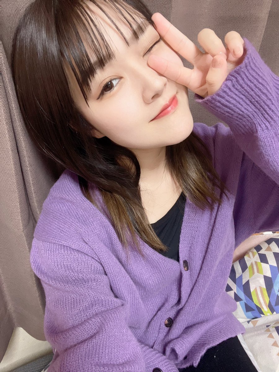 maro_ma_ro's tweet photo. 2022年もお疲れ様でした！
大変な1年でしたが、なんとか無事に今年終えそうです。

コロナ禍で思うようにいかない日々が長く続いてますが、健康第一に今は今できること、沢山良い思い出を作って一日一日大切に過ごしていきたい気持ちです😌

良いお年をー🥺

インスタストーリーには動画でご挨拶🫣 https://t.co/r858yrp6ui