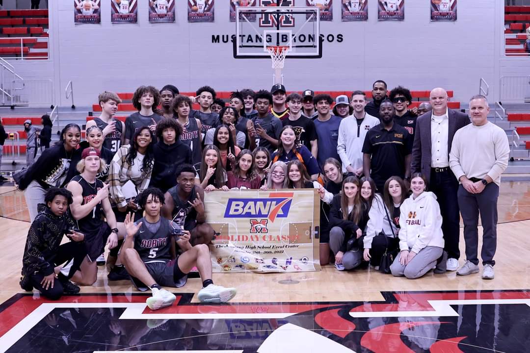 PCN_Basketball's tweet image. Big shout out to our @PCNZOO for showing up and supporting us tonight. WE LOVE YOU GUYS!!🐾