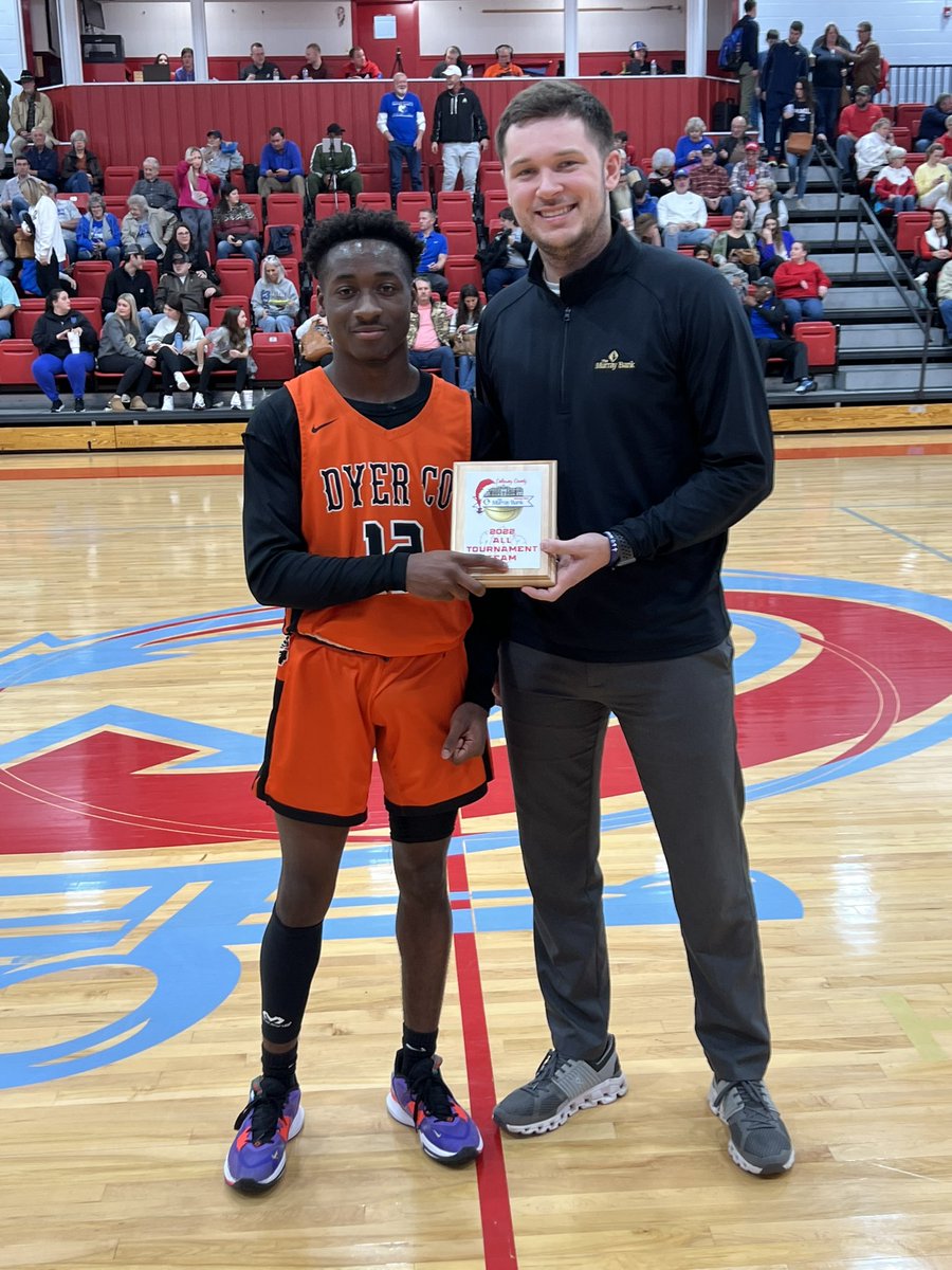 Congratulations to Sophomore Jamin Gauldin on being named to the Murray Bank Hardwood Classic All Tournament Team!🏆🏀
