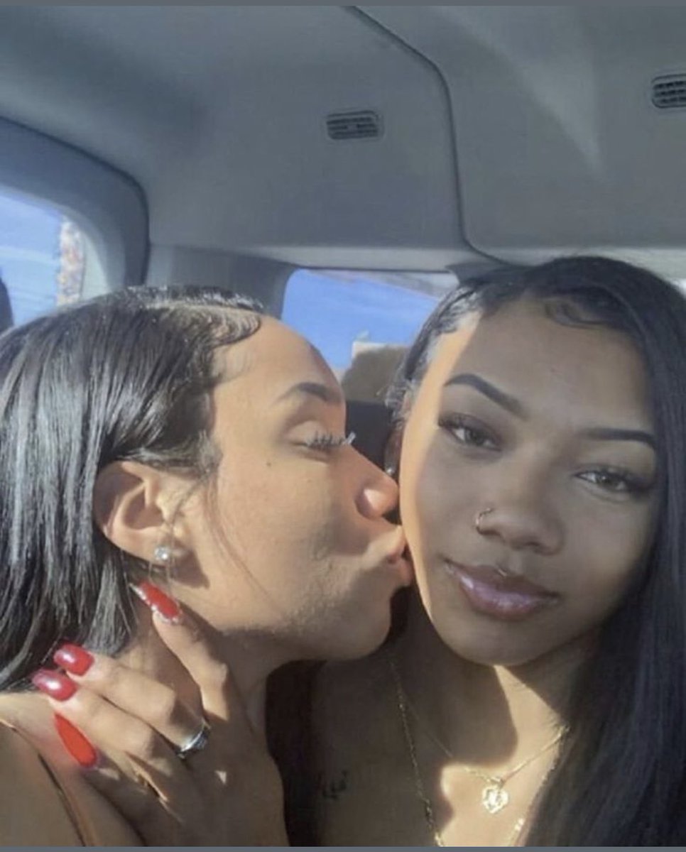 ilicckkitty's tweet photo. want my own ✨bestie✨ https://t.co/gJLZYSh0pb