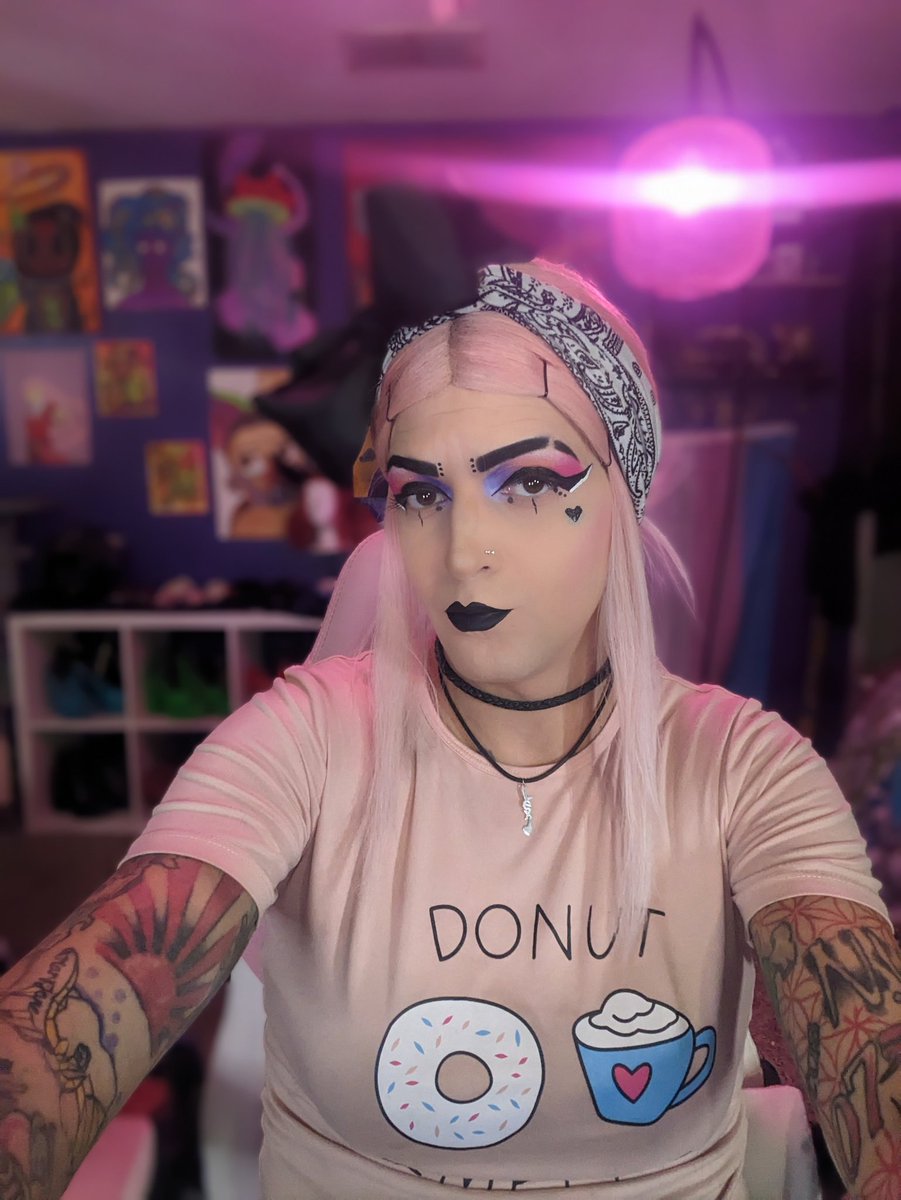 TentacleGiiirl's tweet photo. Felt cute as fuck so why not post it lol, all make up and today makes four months of HRT, and that's ya girl Lexi. 🏳️⚧️💪🥰. #TransWomenAreWomen #TransIsBeautiful #trans #transgamergirl #transgenderrights #TRANSAWARENESS #transgamer #TransTok #waifus #gamerlife #twitch https://t.co/8kIQIwQxhp