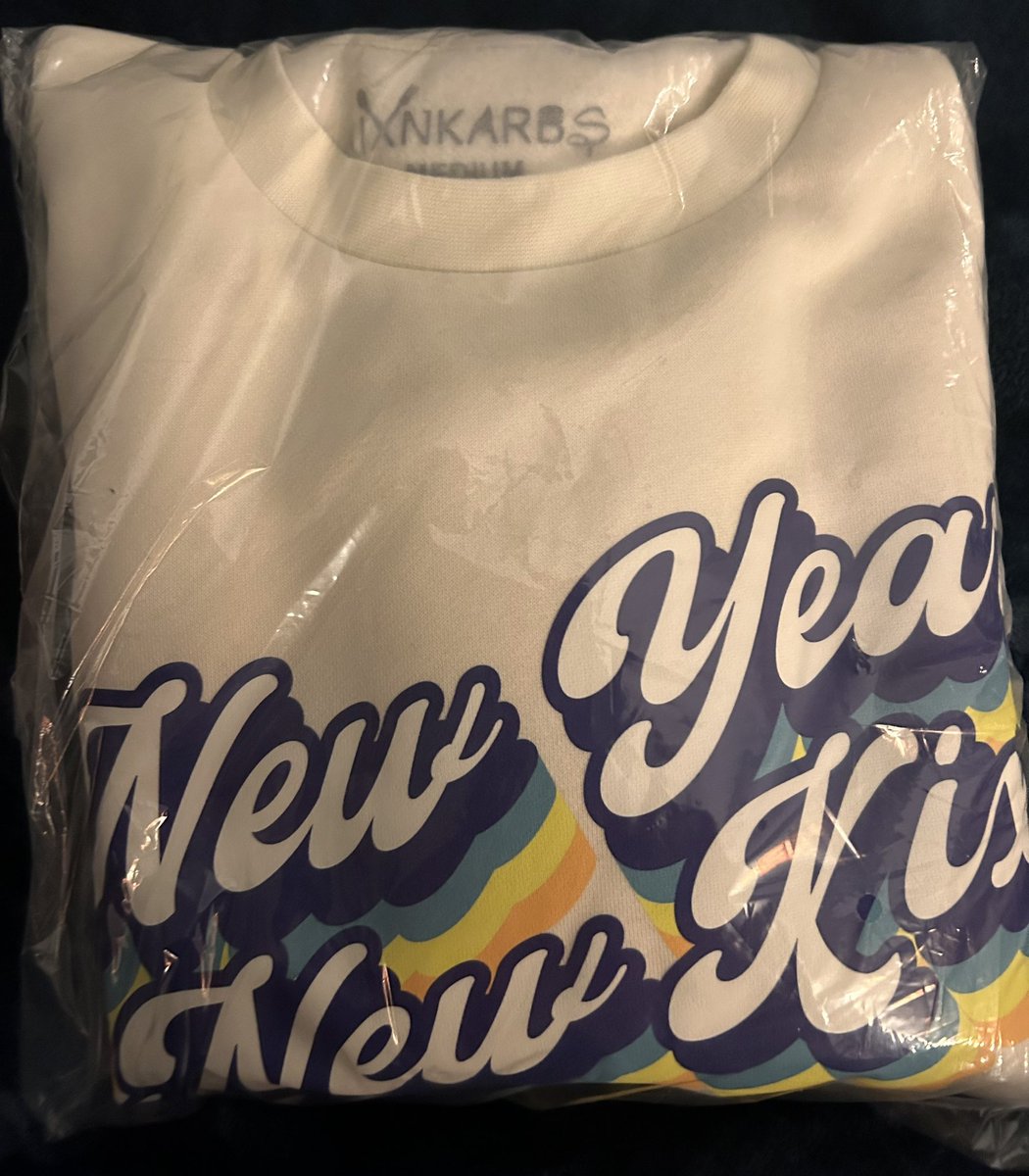 destinyfloryo's tweet photo. Perfect timing ✨ thanks @KIXNKARBS x a million!! Can’t wait to wear tomorrow 🔥🔥 https://t.co/VmCufLGZhS