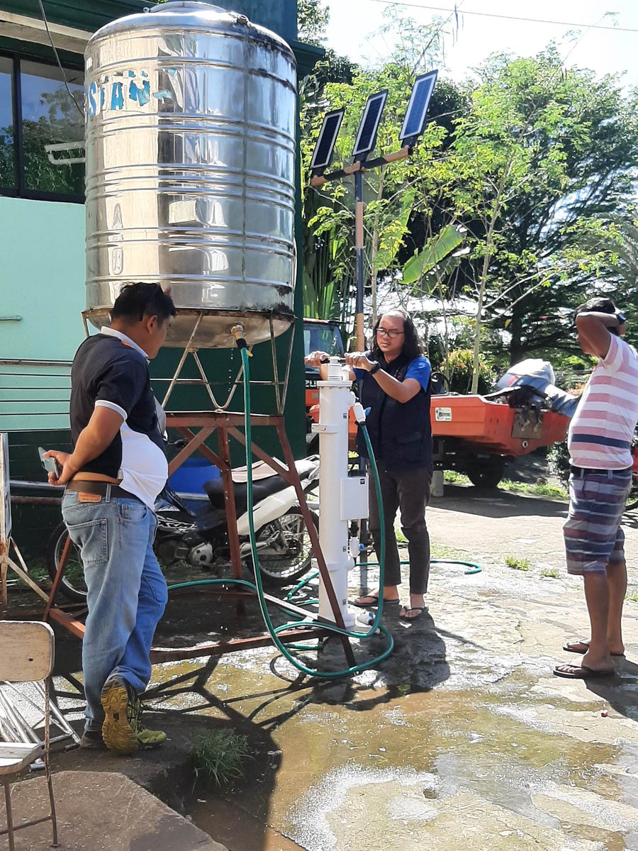 OCD10NorMin's tweet photo. 29 December 2022 - OCD 10 in coordination with PDRRMO Misamis Occidental facilitated the transportation of two (2) additional SkyHydrant water purification units from Balay Mindanaw Foundation, Inc. (BMFI) to LGU Bonifacio and LGU Lopez Jaena, Misamis Occidental. https://t.co/bTzPUCkKSw