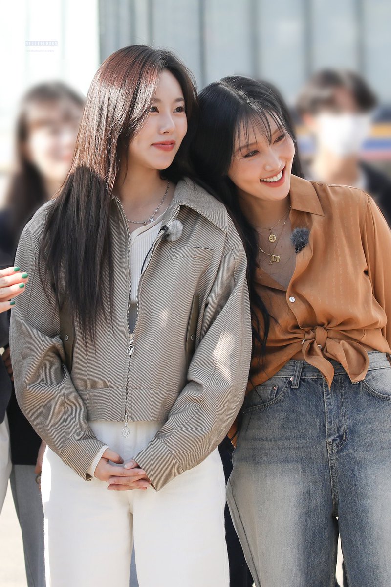 wheesa_archives's tweet photo. [BREAKING NEWS]

Dispatch has revealed that Jung Wheein and Ahn Hyejin are reportedly breathing. https://t.co/4GUNrUGXxZ