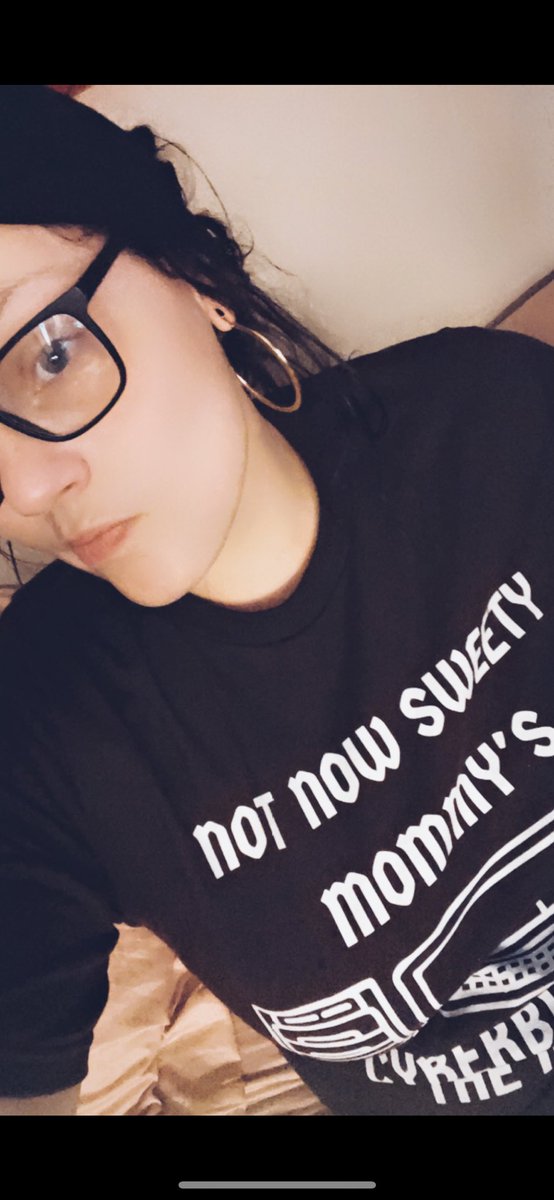 evansoldvolvo's tweet photo. @CrankyComrade @MayorByronBrown wearing my shirt that says “not now sweety, mommy’s cyberbullying  the mayor” in solidarity. https://t.co/vEtjbRkIo0
