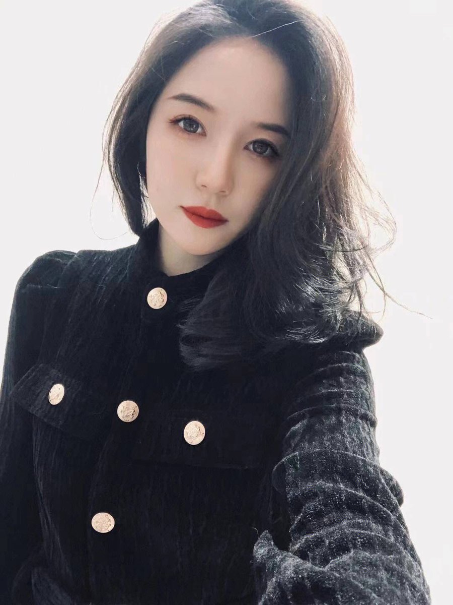 Ailun991's tweet photo. 準備過年了，在發展自己資金盤區塊鏈���！發展自己團隊的可以和我談合作 https://t.co/HmAz0Y4NOC