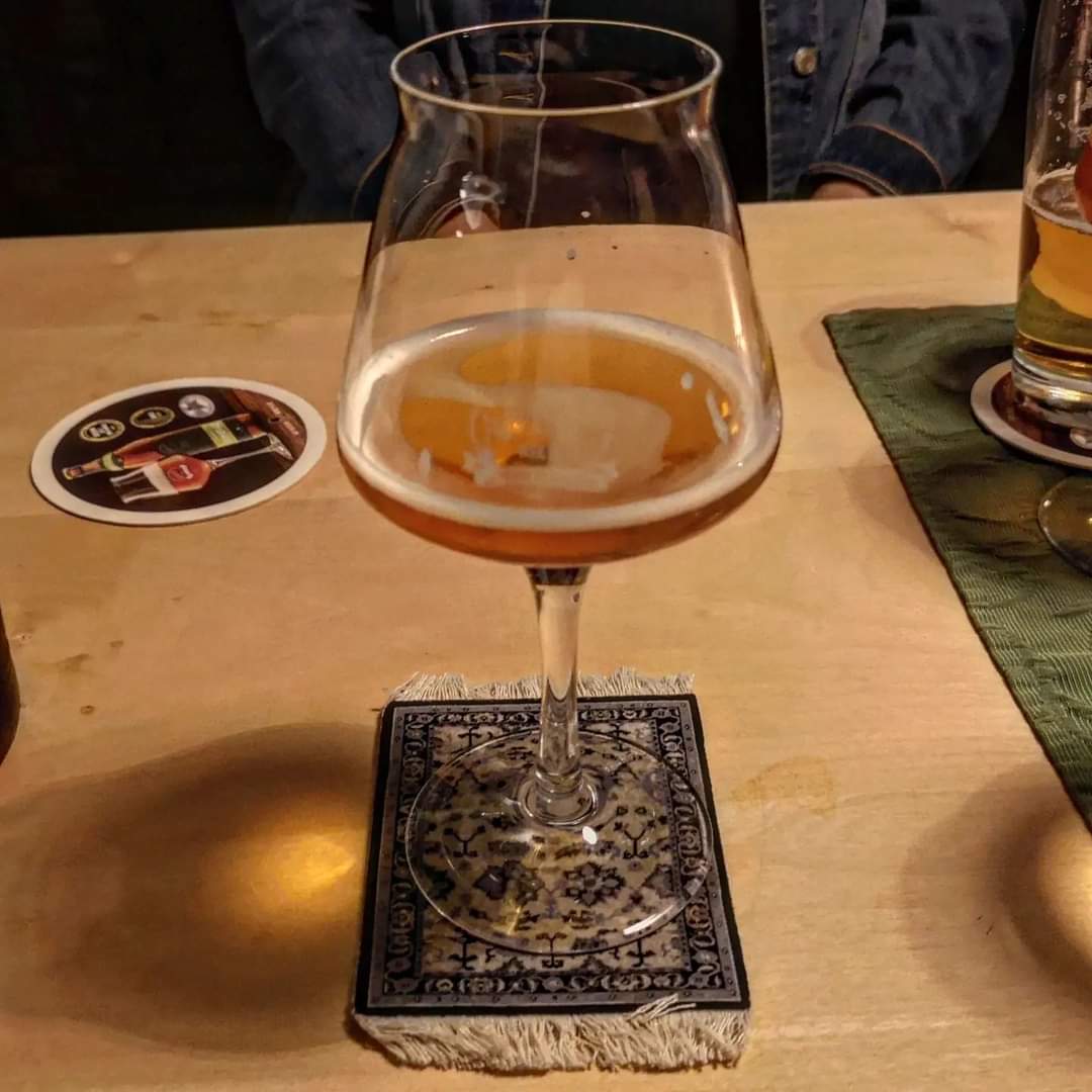 brunnenbraeu's tweet photo. Brauerei Kundmüller - Rauchbock (****) 7,0%
#beeronthecarpet
#kundmüller #weiherer #brauereikundmüller #rauchbock #rauchbier https://t.co/0rxGsHJ3WE