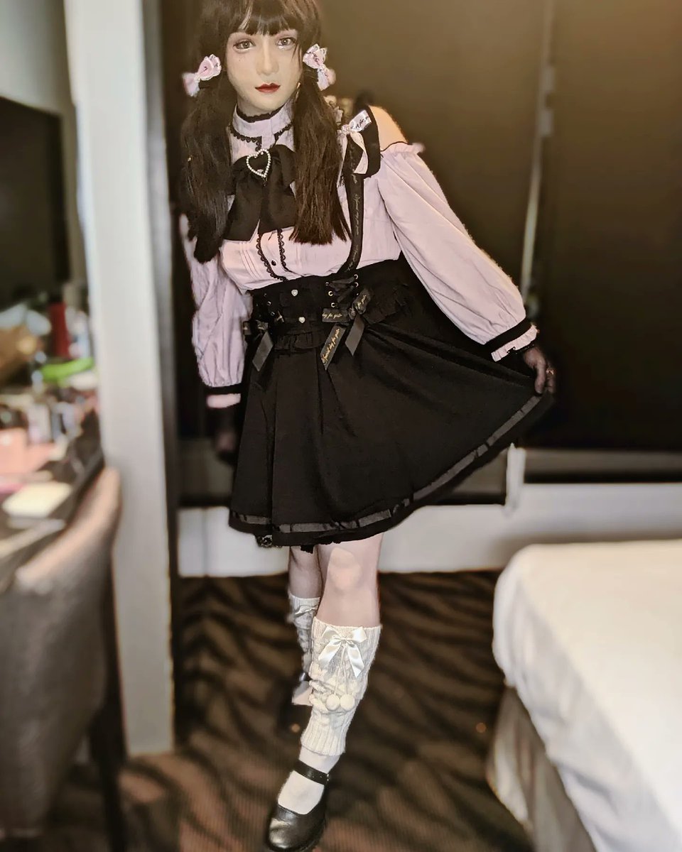caolila9420's tweet photo. On the last day of 2022, I still want to dress beautifully!!
2022年最後の日も綺麗に着こなしたい!!
2022的最後一天.我依舊要穿得漂漂亮亮！！
#femalemask #femalemasker  #siliconemask #masked #フィメールマスク #変身 #変装 #dreammask #mask #hebemask #Dms #面具槿  #槿 @DMSfetish https://t.co/8AaQbXVxkM