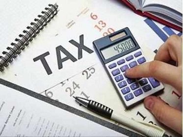 theklagazette's tweet photo. Taxing the entertainment industry: @Purelykhamiisi explains why "There are no exceptions"

Details:

https://t.co/ZDV13OjbsX

@URAuganda
@FriendsOf_URA
@URA_CG #taxation #KlaGazetteNews https://t.co/jE89VeKkIw