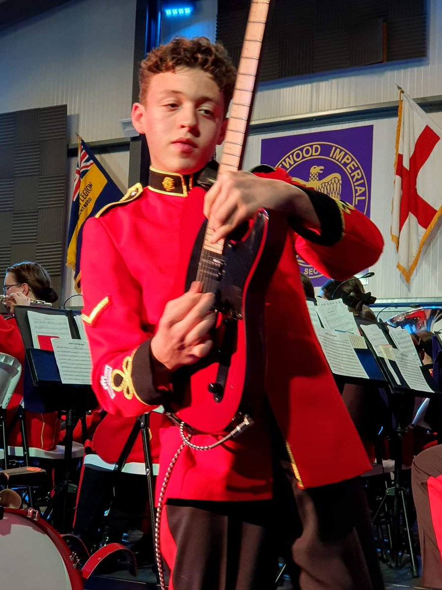 brentwood_band's tweet photo. Music is magic. 
Magic is Life.

Don't stop believin'
Hold on to that feelin’

Watch out 2023, 
Here we come!

#NewYear #NewYear2023
#Brentwood #Essex 
#MusicForAll #OpenDoor https://t.co/pynGmlKJIv
