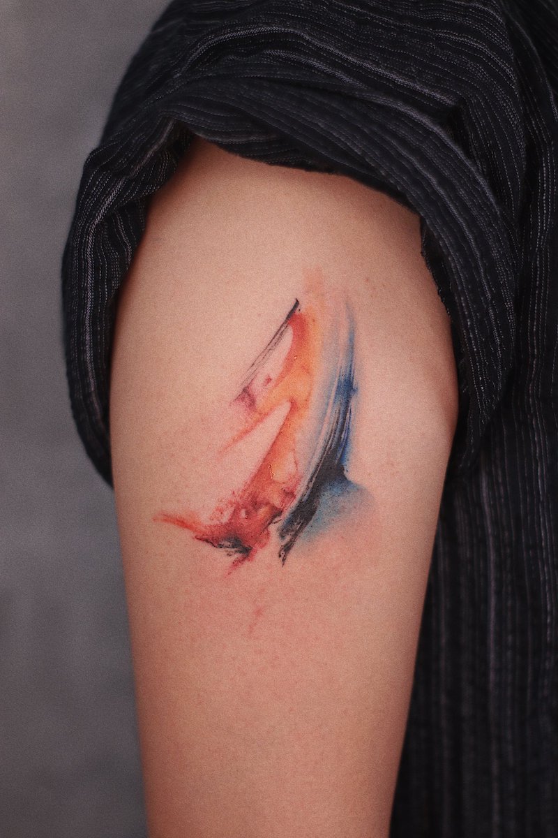 wishtattt's tweet photo. Abstract color 
Brush

Booking only
Line : @wishtatt (มี@)

#brush #abstractbrush #abstracttattoo #brushtattoo #ร้านสัก #ร้านสักกรุงเทพ https://t.co/8XAknTTWMH