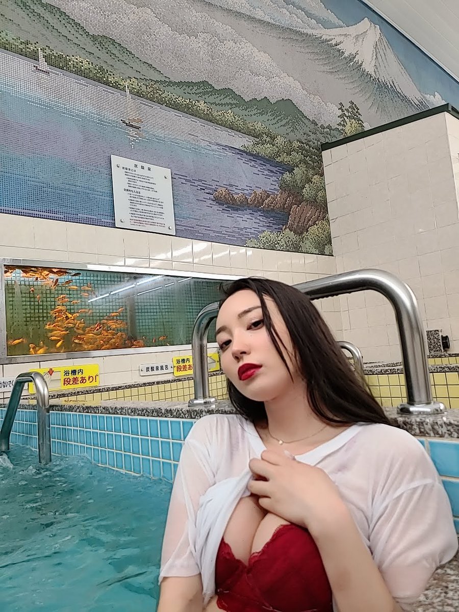 page0607dragon's tweet photo. @sally_meow1122
#31はサリーの日 20221231
#SallyMeow
#PartyonSally
#本日のサリー
#エロテロリス党
#エンタメ活動を止めない
最初で最後の銭湯女湯撮影
🐯🤍🍒
#撮影会
#撮影会モデル
#グラビア
#ポートレート
#写真好きな人と繫がりたい
#カメラ好きな人と繋がりたい
#ファインダー越しの私の世界 https://t.co/5QVU3jaffx