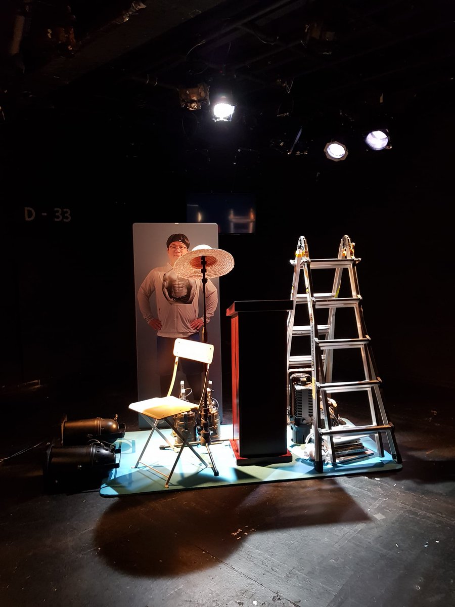 elephantroom_'s tweet photo. 안녕하세요, 여러분. 엘리펀트룸입니다.
엘리펀트룸은 2022년 <세월호 학교>와 <GYM기일> 두 작업으로 관객을 만났습니다. 4년간 활동했던 연극실험실 혜화동1번지에서의 세월호 기획과 가을페스티벌의 마무리를 하는 작업이기도 했네요. https://t.co/KDi9XdOGNm