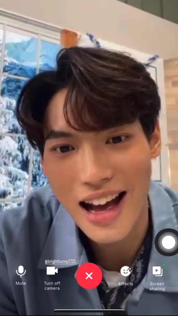 mykindbunny21's tweet photo. My first Video Call w Win @winmetawin 🥺
12.20.2021
#winmetawin #NUDExWinFinLIVE
You made me the happiest this day Bun. I was so nervous to talk to you for the first time 😭 but you were so sweet and nice to me. Thank you Win. This by far is still my favorite memory with you ❤️ https://t.co/PAwKEeqMrT