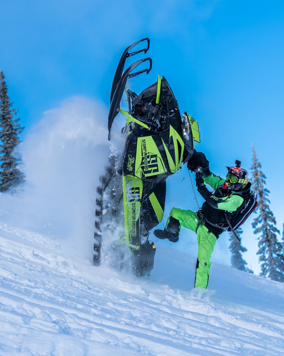 STOMPINGROUNDAB's tweet photo. That is all…. 👀 @arcticcat_snow https://t.co/mu81acYGbA