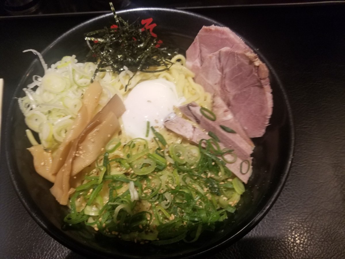 daimaodesu's tweet image. 仕事前の年越し油そば。