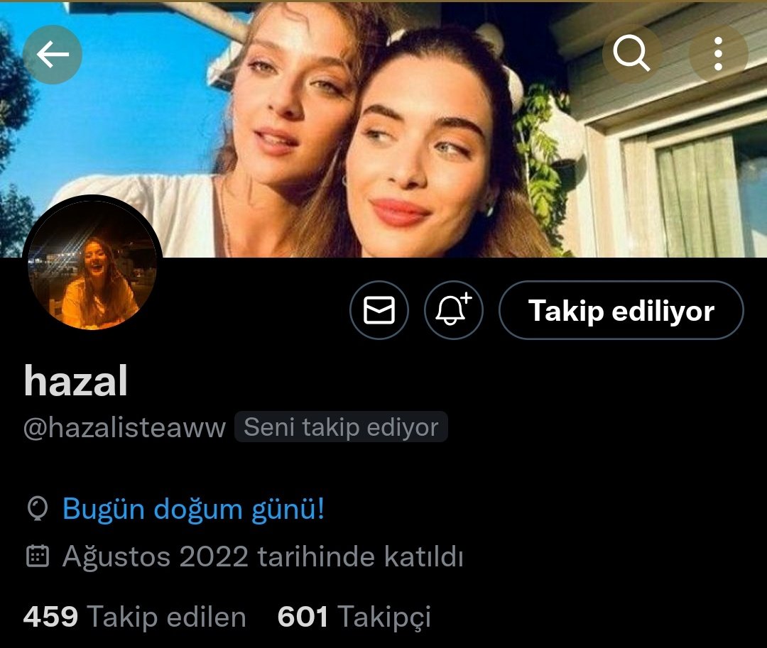 irmakfalan_'s tweet photo. DOGUM GUNUN KUTLU OLSUN HAZALIM IYI KI VARSIN IYI KI DOGDUN IYI KI TANISMISIZ SENINLE IYI KI BU GRUBU KURMUSUZ COK SEVIYORUM SENI @hazalisteaww https://t.co/RPtWt77nP9