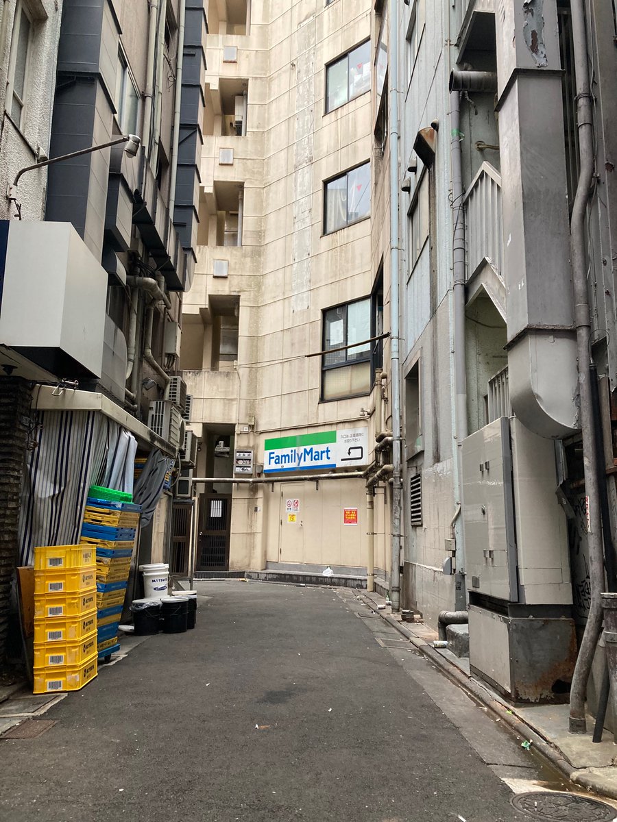 rahgerd895's tweet photo. 3年振りに渋谷に行ってきました。
駅周辺はどんどんと景色が変わっていきますね。 https://t.co/FdNjRcnDlr