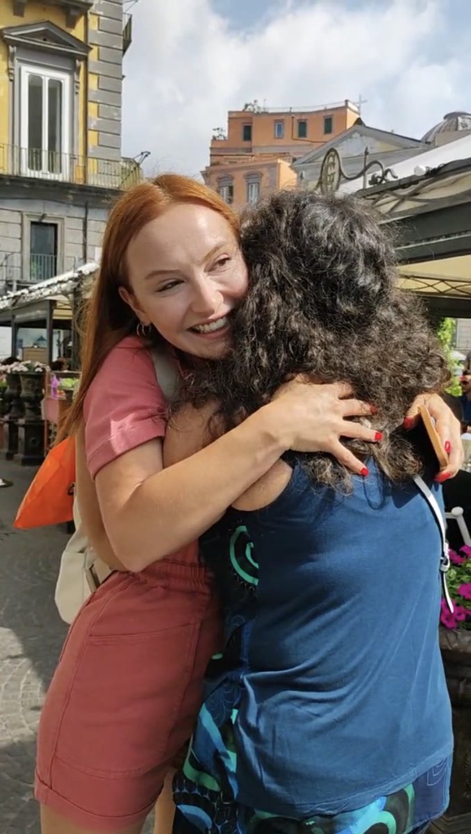 _xchi4rax's tweet photo. Grazie 2022 per questo meraviglioso incontro che sognavo ormai da anni. Grazie per avermi insegnato ancora una volta che i sogni vanno sempre inseguiti perché prima o poi si avverano🧡 @basakgumulcine @ctnkcgri 

Neler Mümkün? https://t.co/wTujBouiZX