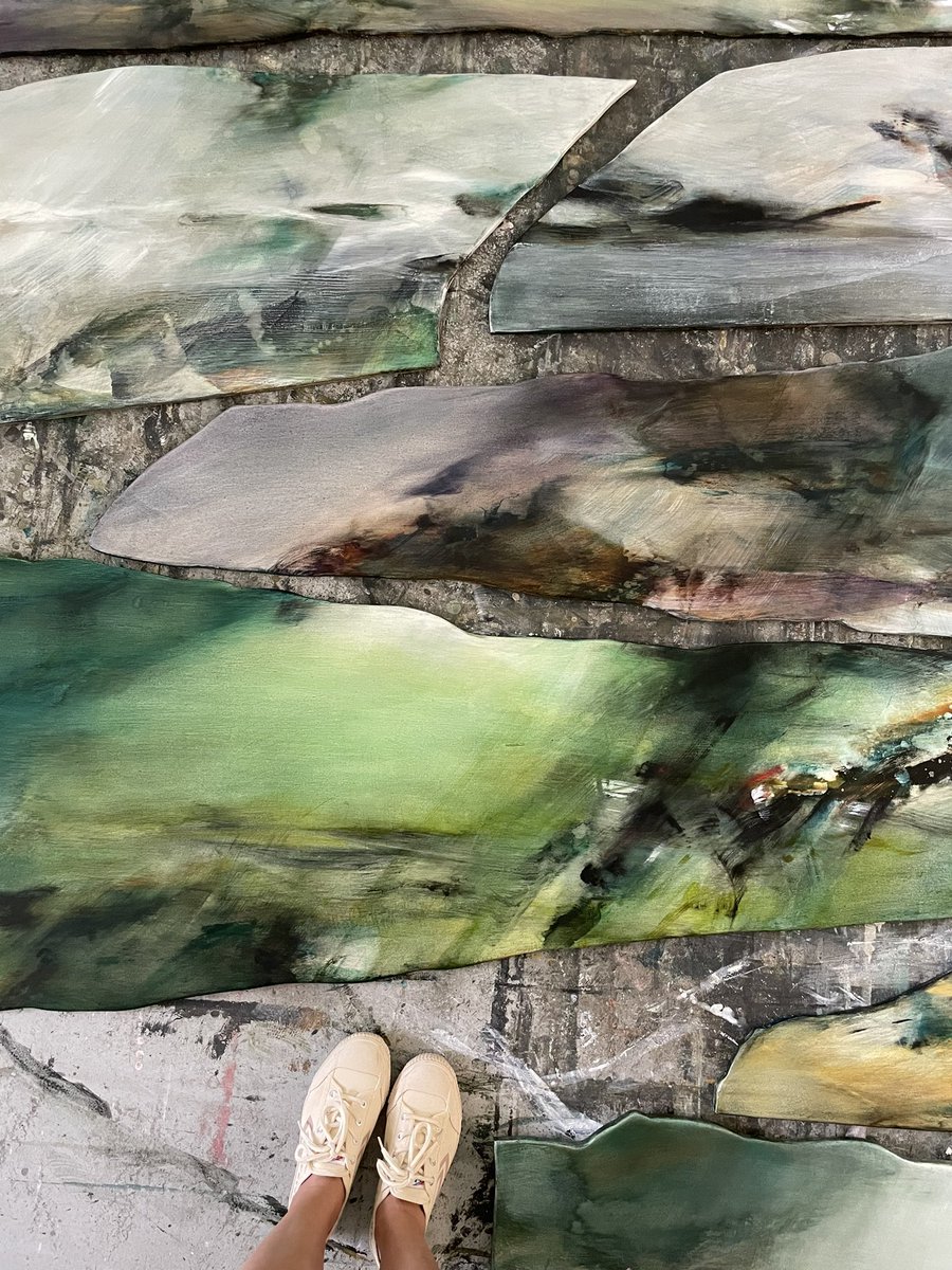 Sneak peaks 🏔️⛰️ (yes, pun intended) 

Upcoming exhibition:
‘Land-scape’
Esplanade Tunnel Singapore
13 Jan - 7 May 2023

#painting #digitalart #generativeAI #video #contemporaryart #landscape #artexhibition 
#phygitalart #singaporeartweek