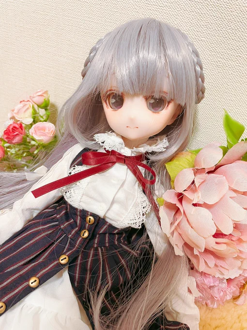 2022年最後の日に新しいうちの子爆誕…!名前は紫衣凪(しいな)にしました。しーちゃん!可愛いねぇ!ウィッグに合わせてメイクとアイ作りに苦戦したけど思った以上に可愛くできて満足〜これからよろしくね#mimiel_doll#ナナイロテントウ#うちのこかわいい #MDDはいいぞ 