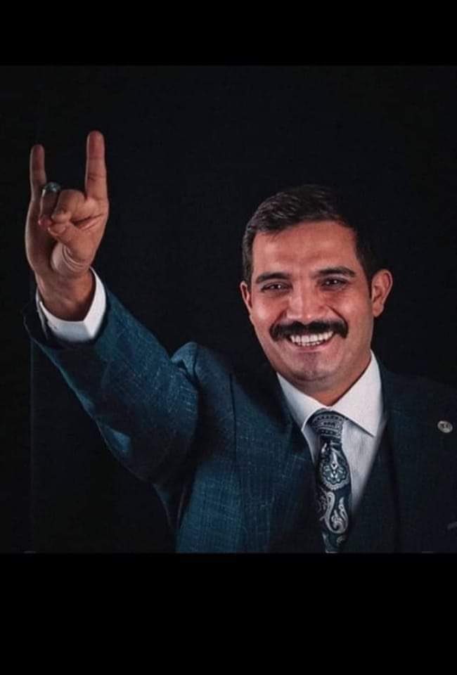 FurkanKk2's tweet photo. Dün fotoğraf çektirmek için peşinden koşanlar bugün sessiz kalıyor, çok yazık. 

Mekanın cennet olsun adam gibi adam.#sinanates https://t.co/yRhV7QoE2p