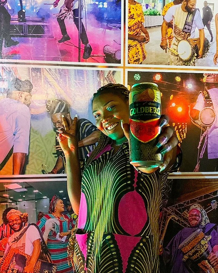 Chemmie_music's tweet photo. Me at the Hangout with Karkarkey
A big shout out to @karkarkey_ @goldberg_ng @imerginationmc for giving me the opportunity to do this☺️
 
#streamBaby #linkinbio Ayefele He's 38 https://t.co/BdeOanKX2g