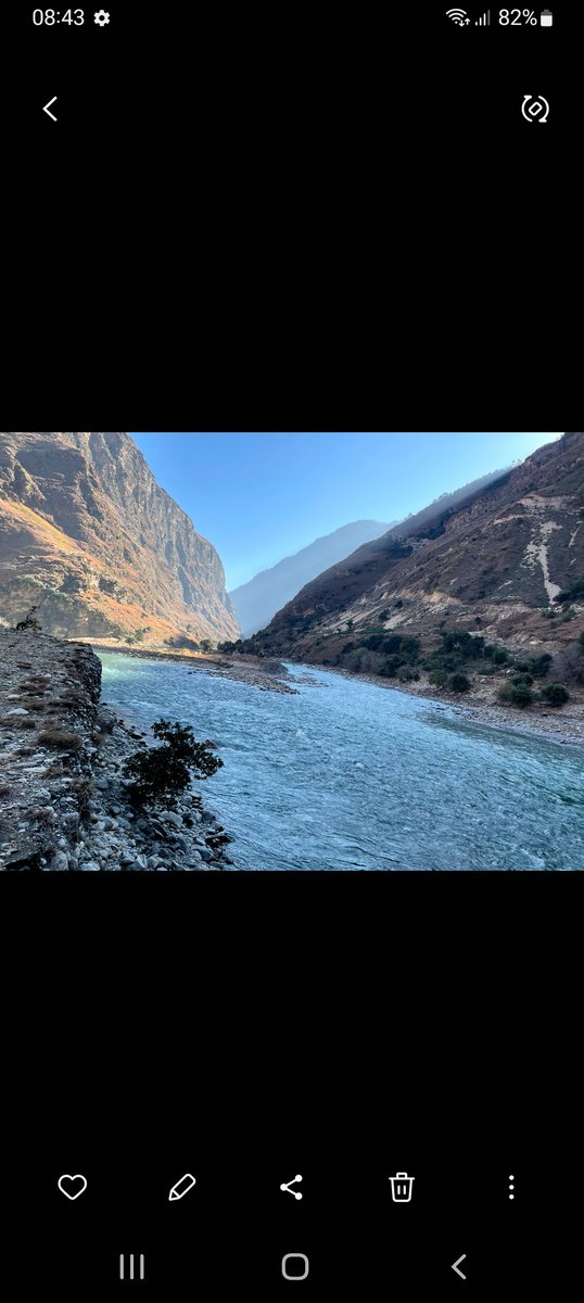 subashacharya01's tweet photo. तिला नदि (जुम्ला) र हुम्ला कर्णाली सङ्गम स्थल जिते कालिकोट 
मुगु कर्णाली र हुम्ला कर्णाली सङ्गम स्थान दोमुख हुम्ला
#geologistlife https://t.co/lHFQy9lCJ2