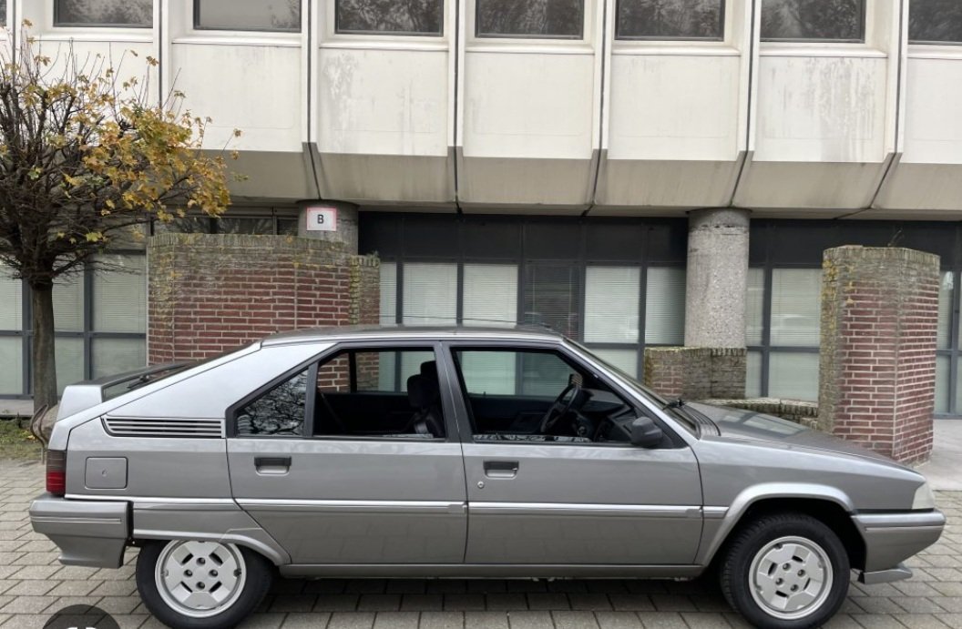 vries_astrid's tweet photo. @Bennytouzine Citroën bx https://t.co/zxfQAxrLVC