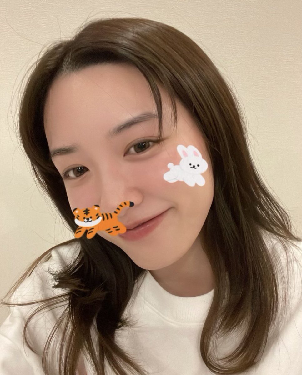【最終値下げ】永野芽郁 スウェット(黒＆グレー)Tシャツ（白＆カーキ） 2025年最新】永野芽郁スウェットの人気アイテム - メルカリ