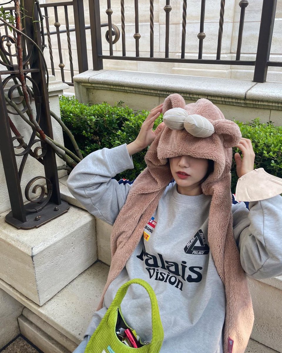 jjungyein's tweet photo. ㅤ
ㅤ
The castle we all know, it's Disneyland's!
ㅤ
ㅤ https://t.co/Xtf9Zwr5Ym