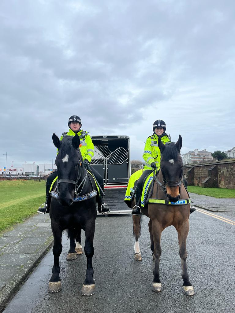 Jake and Owen are in New Brighton and Wallasey this afternoon for reassurance patrols. 
#StandTall #PHJake #PHOwen #MountedPatrols