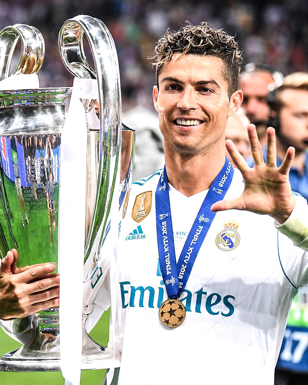 Ronaldo 5th Champions League! in 2023 Ronaldo real, Ronaldo real madrid, Ronaldo