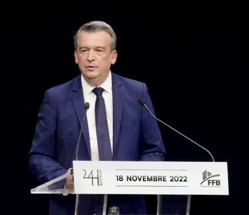 2023 : Ensemble, le Combat continue ! Bâtisseurs de Futurs !
youtu.be/NqWyFmCLaUU