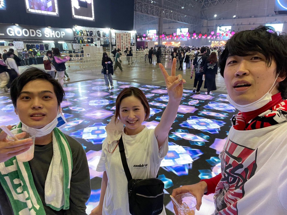 lima_updating's tweet photo. 人生初のCDJ楽しかったあ
思い残すことはござらん。
#20221230 https://t.co/iyJtQCW964