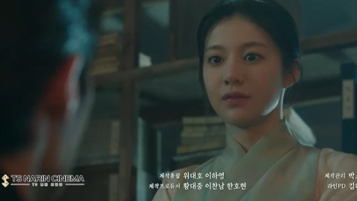 ramblingsofafan's tweet photo. Tomorrow, Jang Uk go on his knees and properly proposes to Yeong, asking her to marry him for real!
#AlchemyOfSoulsS2 #AlchemyOfSouls2Ep7 #AlchemyOfSouls2Ep8 #leejaewook https://t.co/kq3ndDDGto