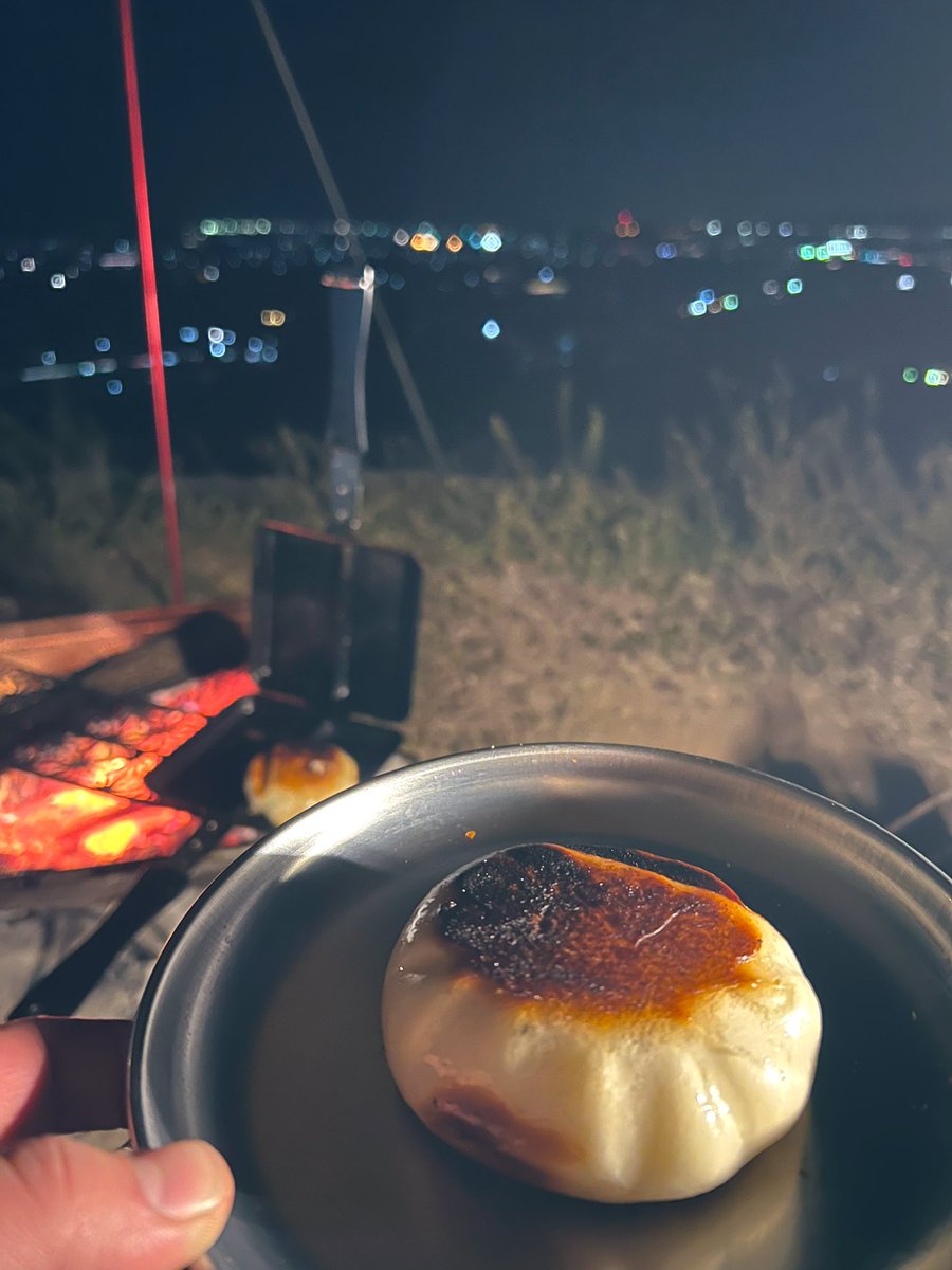 chillcan096's tweet photo. 今年の年越しは何しているだろう。去年は爆睡でした🤣
#肉まん https://t.co/Ou5979RPJL