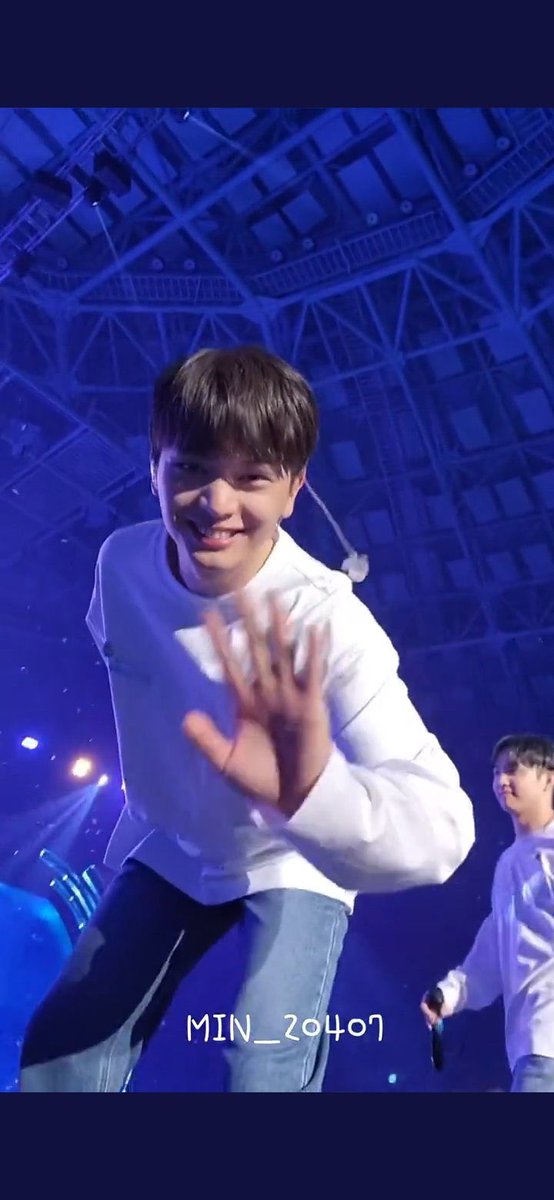 6jaelver's tweet photo. sungjae looks so happy being back as idol after all its really his main passion he’s so bubbly and happy today and thats all that matters 🤍✨ https://t.co/zIGyvJiPH5