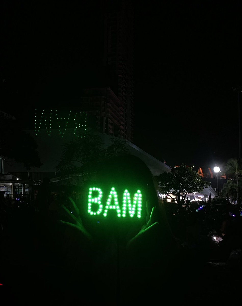 aewaewww's tweet photo. ถ้าแท็กครบ 1 ล้าน 🔥

แจกเงิน 1,000 ฿

เมนชั่นแท็ก + รีทวิต ✅

NEW BEGINNING WITH BAMBAM
#BamBamxMN29Pattaya2023
@BamBam1A https://t.co/TvGd89vdI3