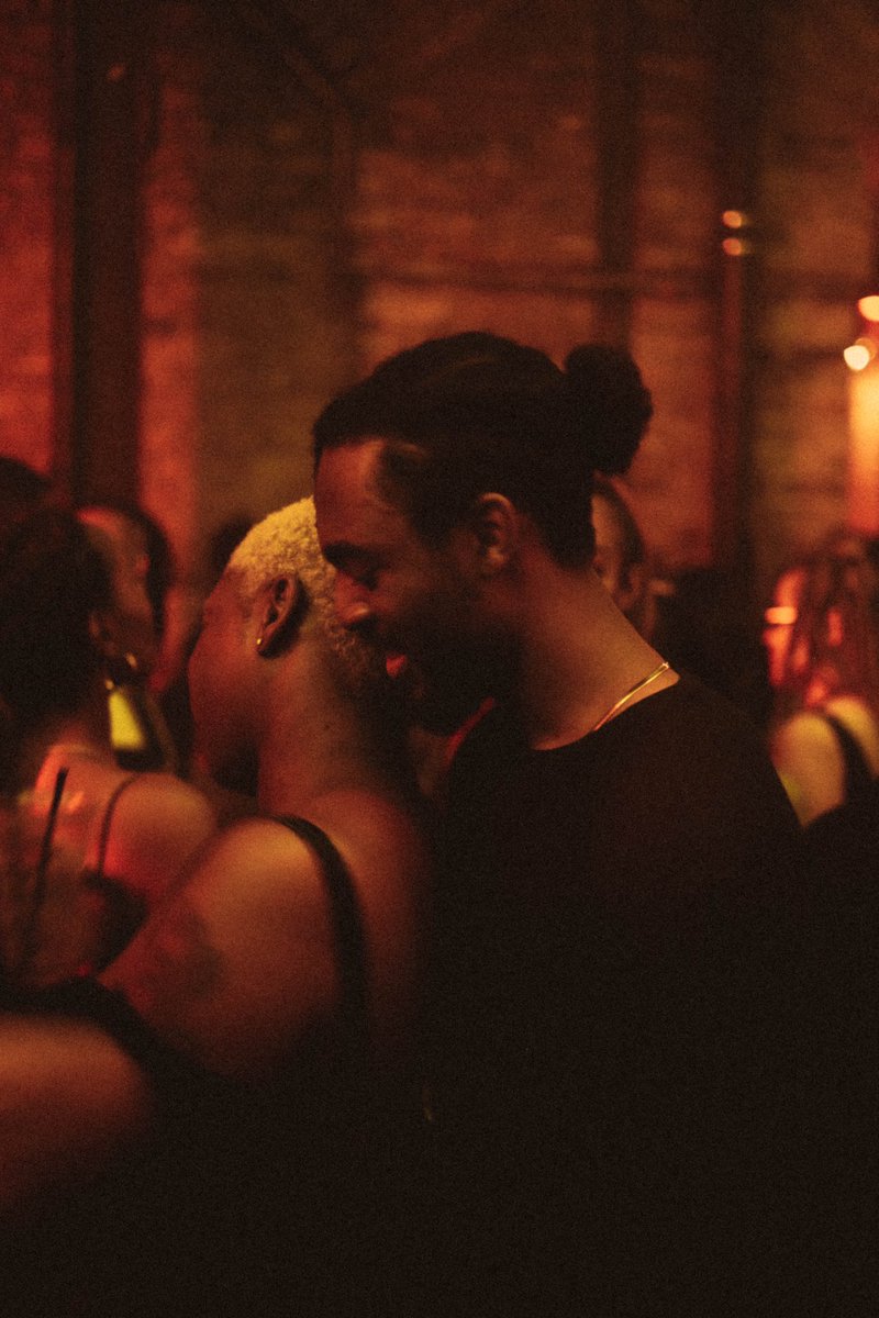 filmabdi's tweet photo. intimacy in the dance 🪩 https://t.co/ok2C7s8eU7