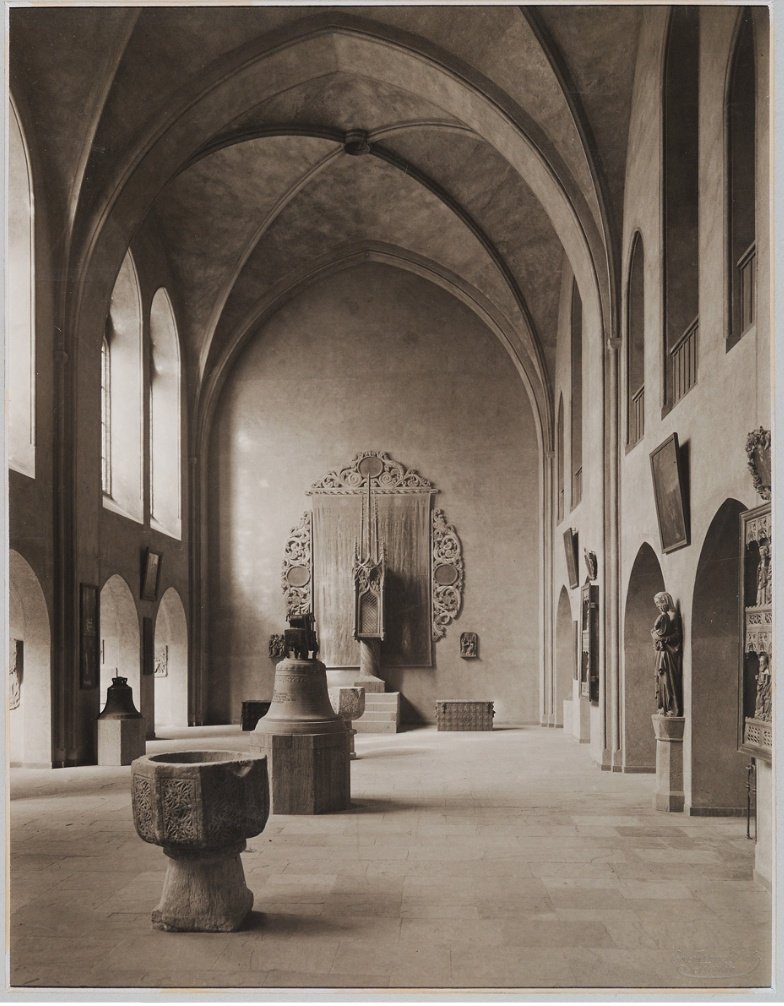 StadtmuseumBLN's tweet photo. 🔐Ab heute #geschlossen: Wir starten ohne das #MärkischeMuseum ins neue Jahr! Dem Gebäude steht eine mehrjährige Erneuerung bevor. Aber wie sah das Märkische Museum eigentlich zur Eröffnung 1908 aus?
💡Interessante Infos & Fotos von Ernst von #Brauchitsch: https://t.co/IH6bQzYuIv https://t.co/9RVsSYxqGL